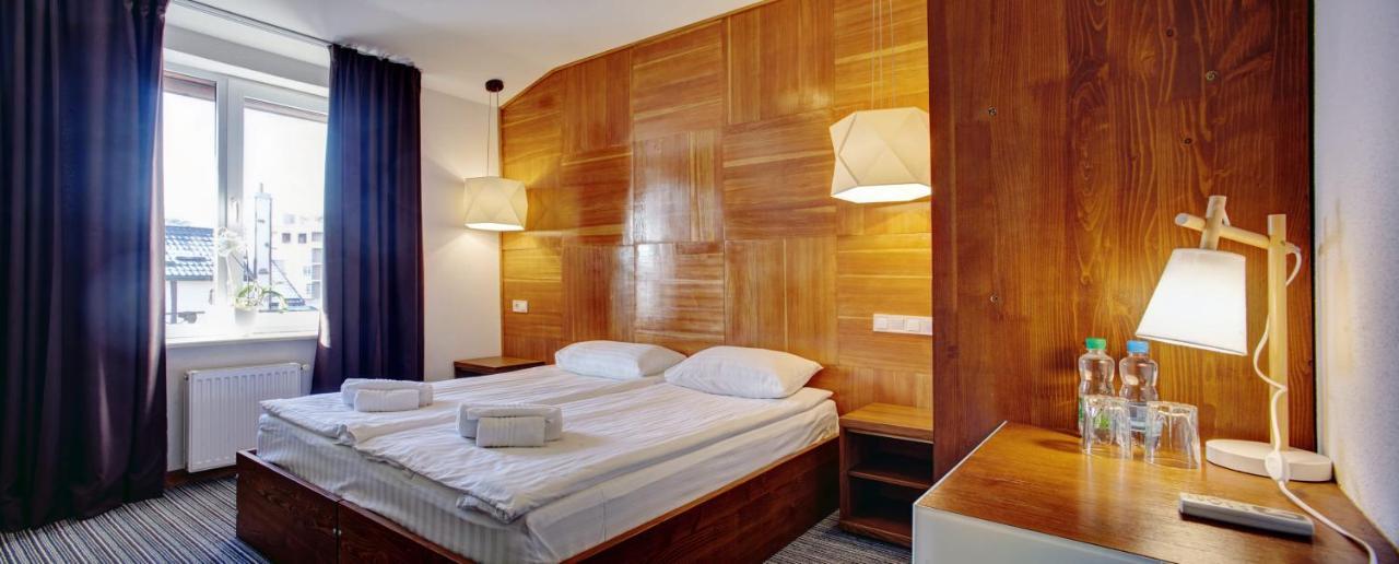 Hotel Valentyna Briukhovychi Esterno foto